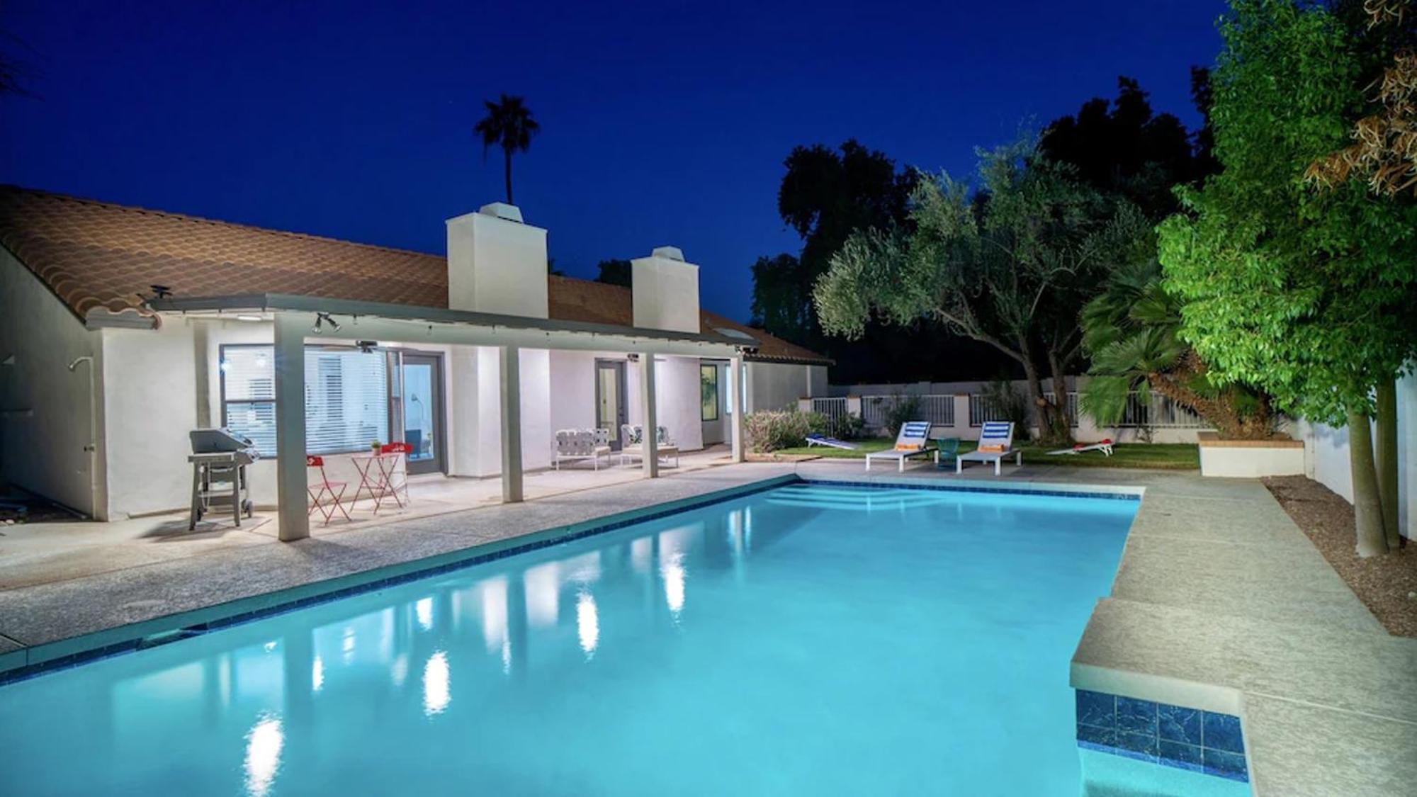 Beautiful 5-Bdrm Vacation Home Wheated Pool Scottsdale Exterior foto